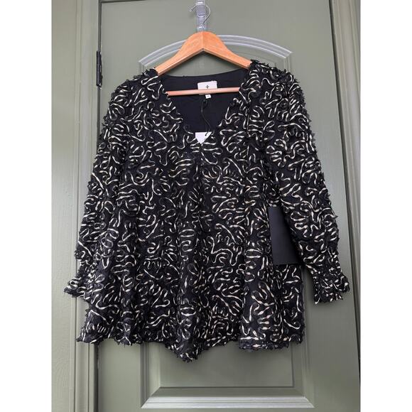 NWT Tuckernuck Nightly Organza Easton Festive Metallic Blouse Black Gold Medium - Picture 2 of 8